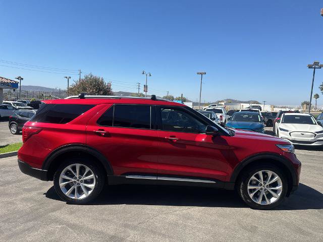 Certified 2022 Ford Explorer Platinum w/ Technology Package AWD/4WD image 4