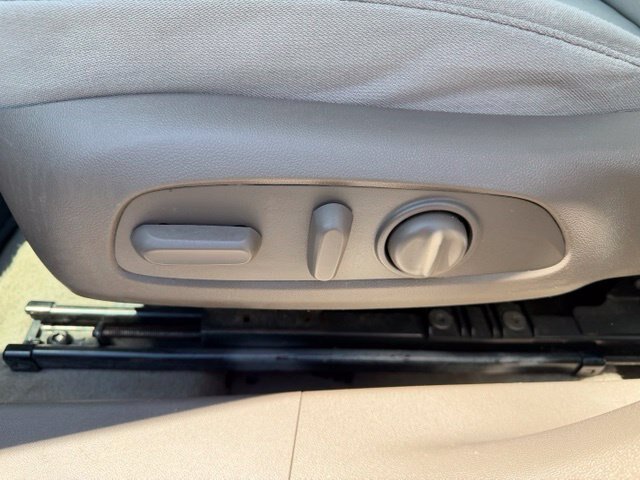 Used 2024 Chevrolet Malibu LT FWD image 7