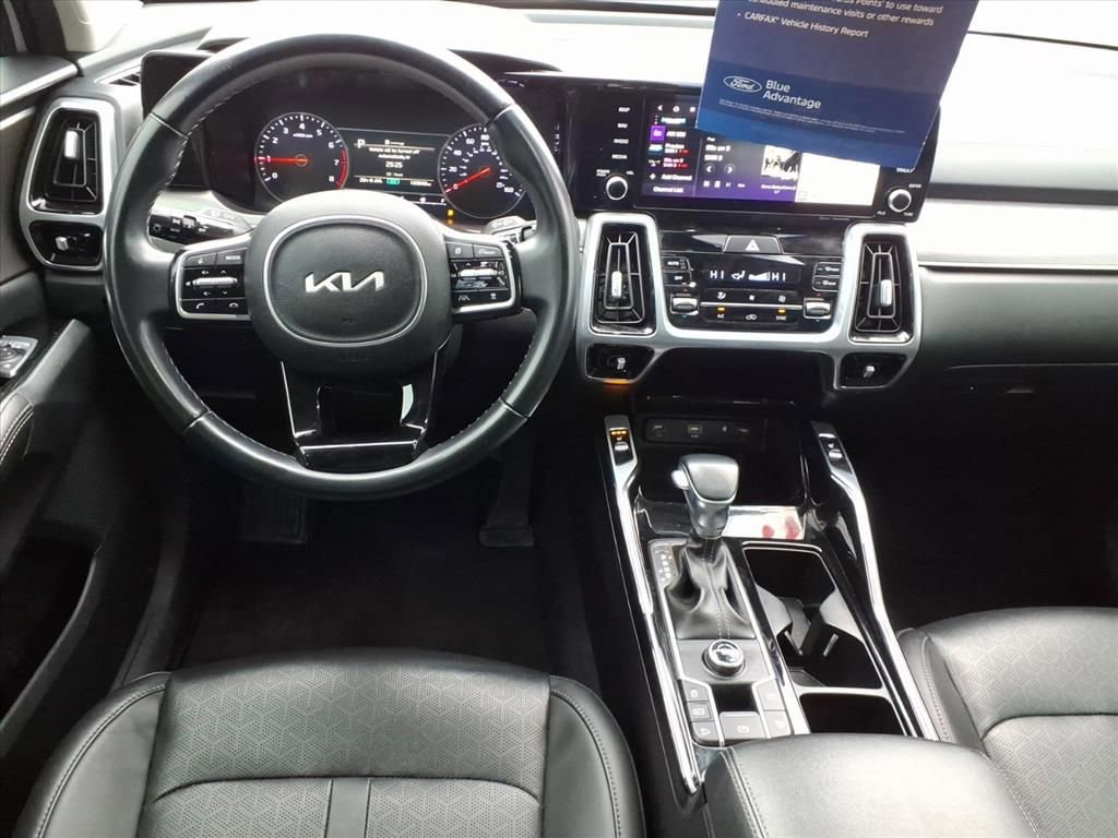 Used 2022 Kia Sorento SX image 9