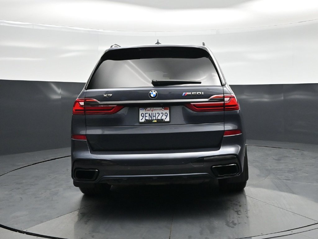 Used 2020 BMW X7 M50i w/ Dynamic Handling Package AWD/4WD image 28