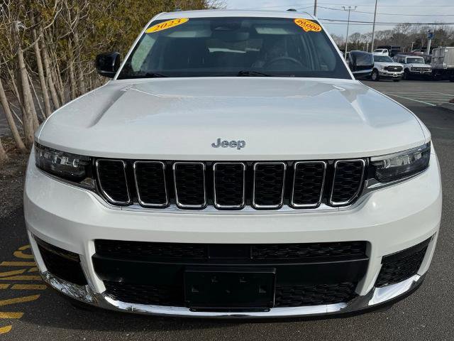 Used 2023 Jeep Grand Cherokee L Limited AWD/4WD image 2