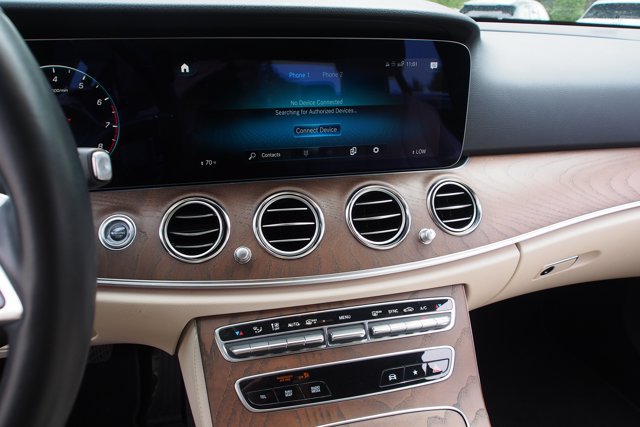 Used 2023 Mercedes-Benz E 350 Sedan image 28