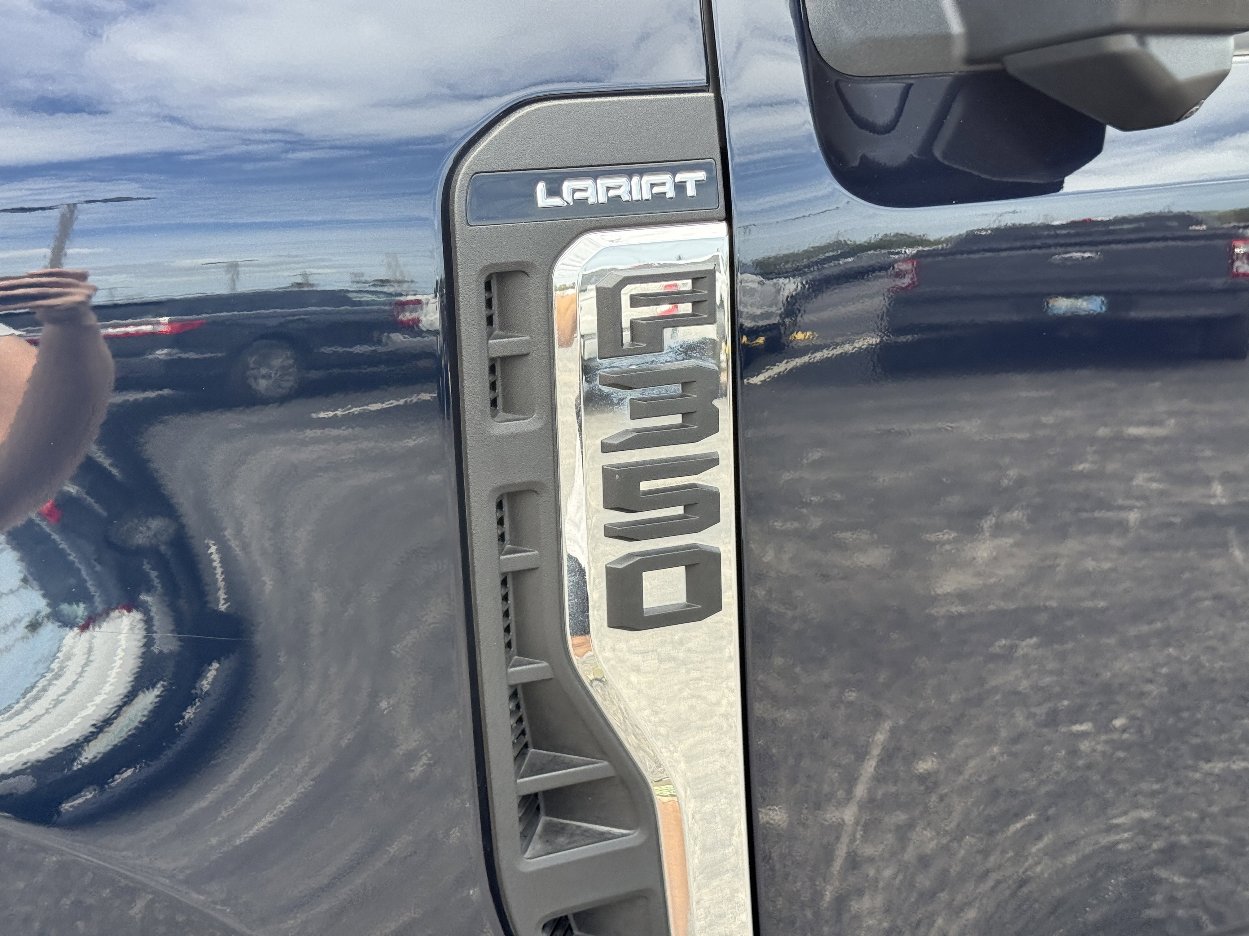 Certified 2023 Ford F350 Lariat w/ Lariat Ultimate Package image 9