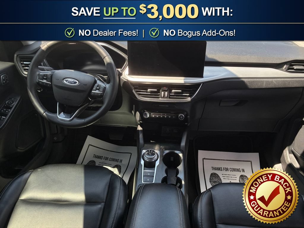 Certified 2023 Ford Escape Platinum w/ Class II Trailer Tow Package AWD/4WD image 17