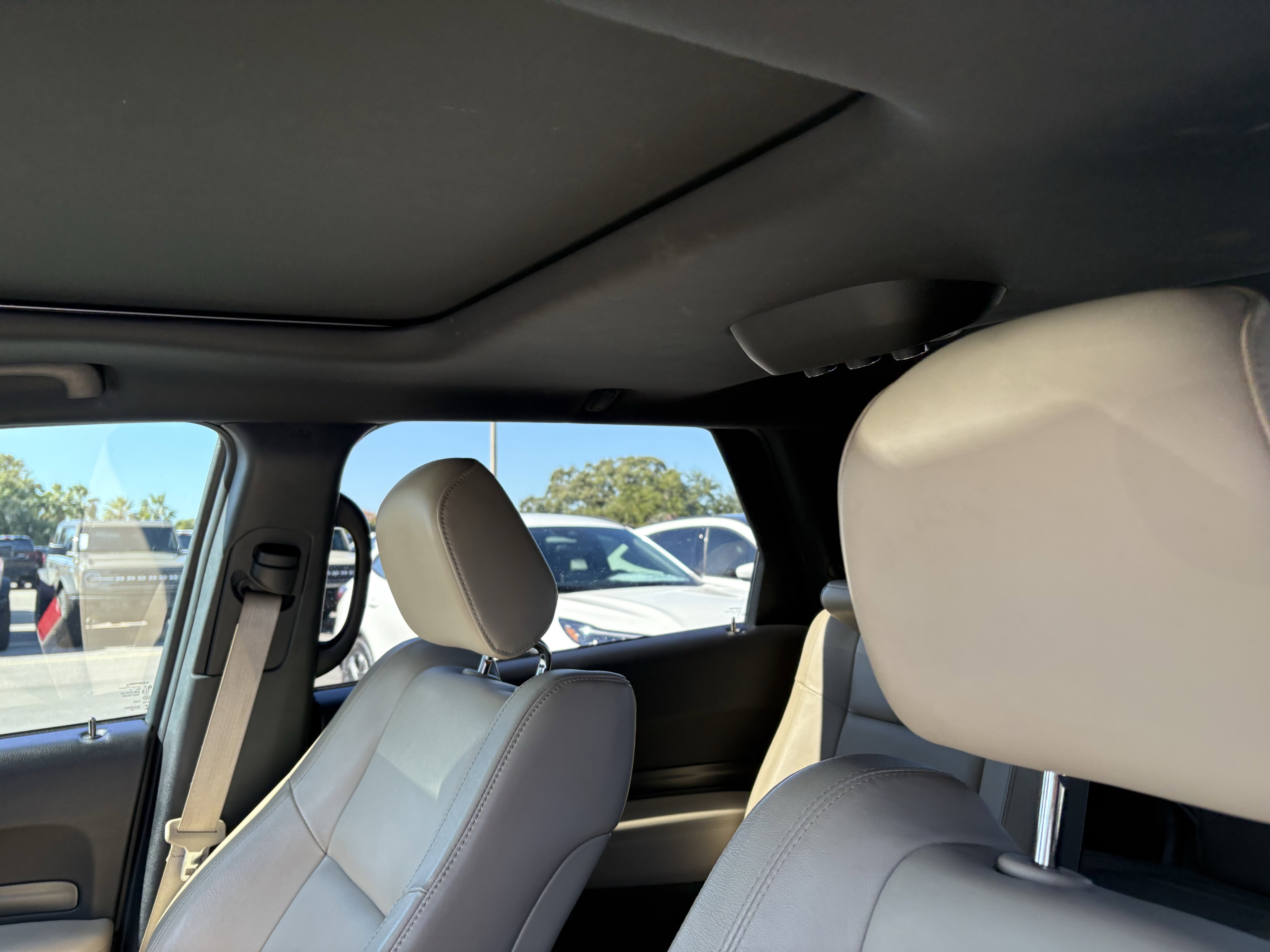 Used 2022 Dodge Durango GT image 27