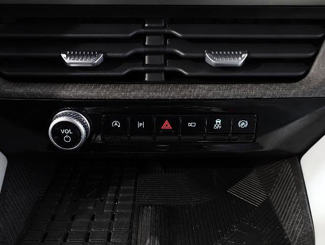 Certified 2025 Ford Explorer Platinum w/ Ultimate Package image 17