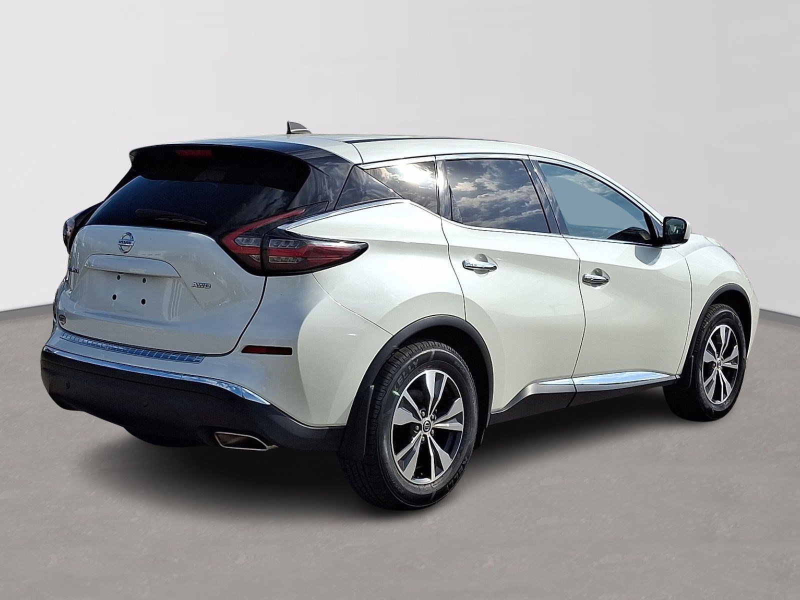 Used 2022 Nissan Murano S image 6