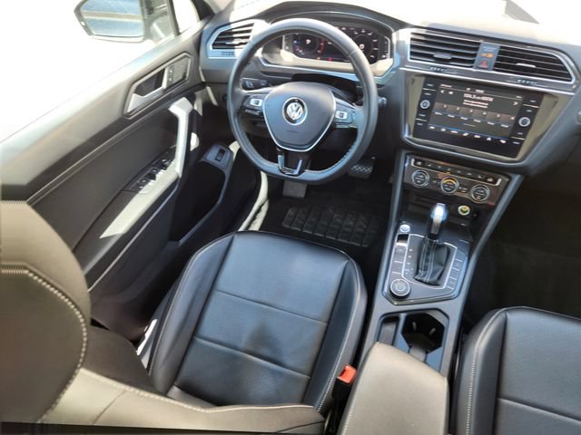 Used 2021 Volkswagen Tiguan SEL w/ 3-Row Tiguan MDO Package AWD/4WD image 13