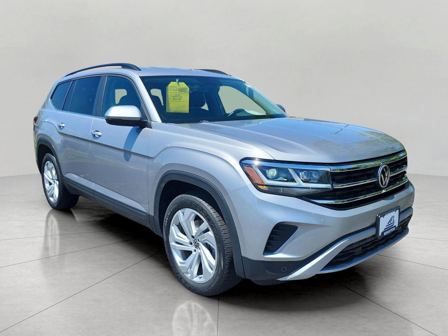 Used 2021 Volkswagen Atlas SE AWD/4WD image 1