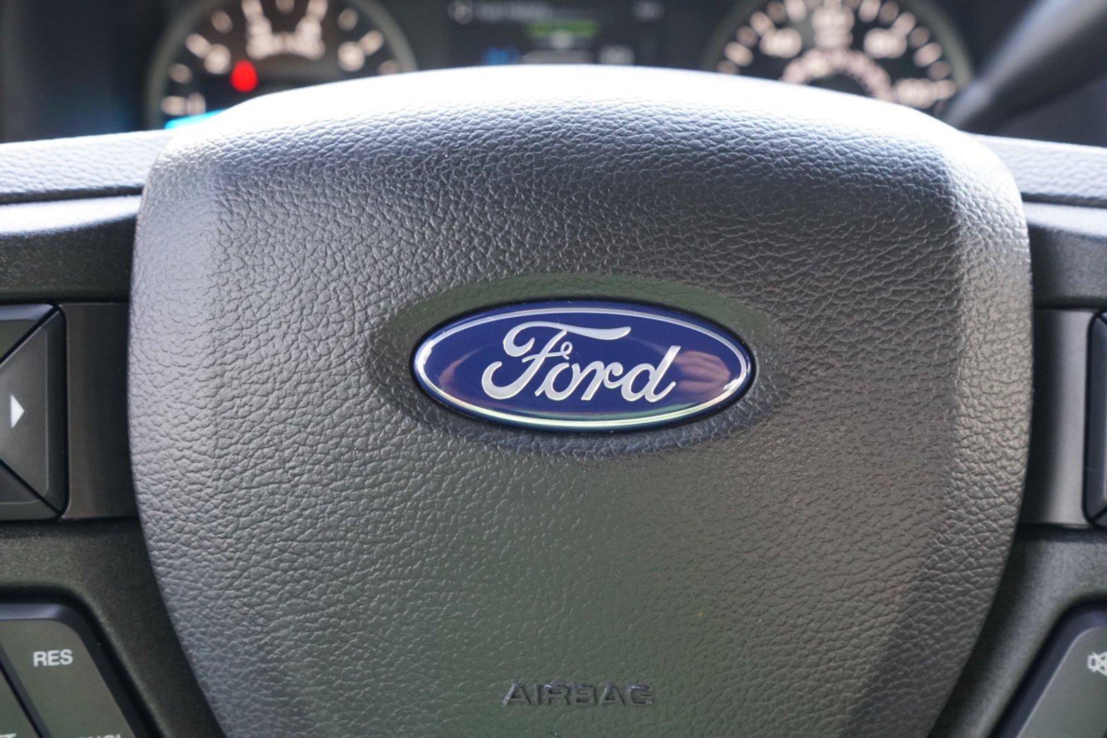 Certified 2018 Ford F150 XLT w/ Equipment Group 302A Luxury AWD/4WD image 15
