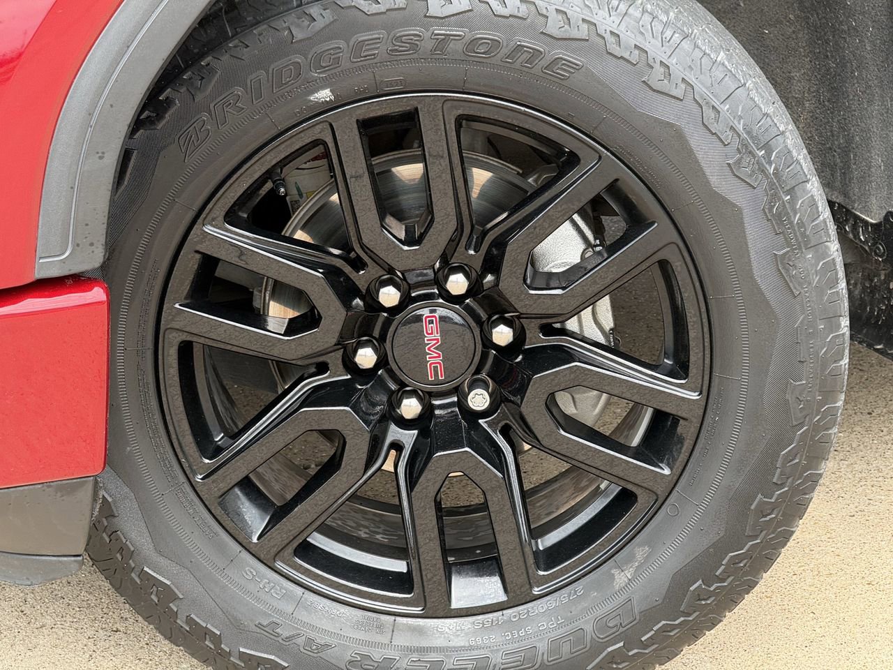 Used 2021 GMC Sierra 1500 Elevation w/ X31 Off-Road Package AWD/4WD image 9