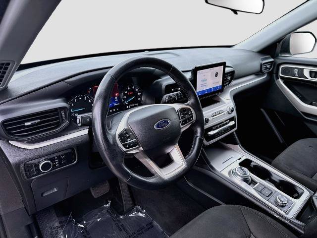 Certified 2024 Ford Explorer XLT AWD/4WD image 9