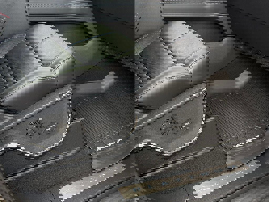 Certified 2026 Ford F350 Platinum w/ Tremor Off-Road Package image 25