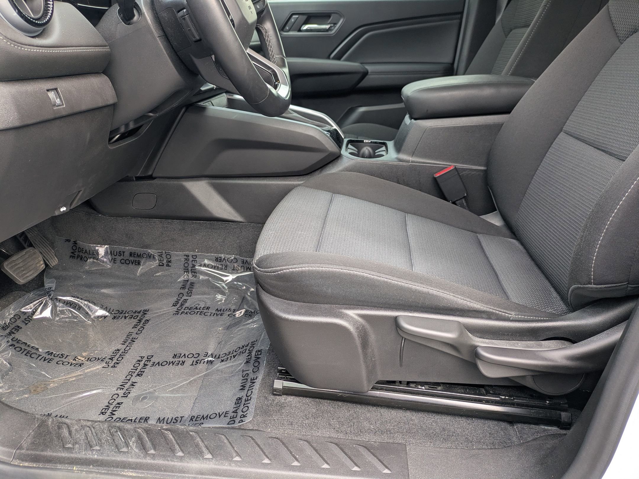 Used 2023 Chevrolet Colorado LT image 12