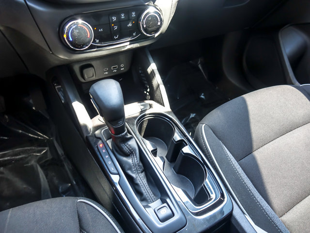 Used 2023 Chevrolet TrailBlazer LT FWD image 18