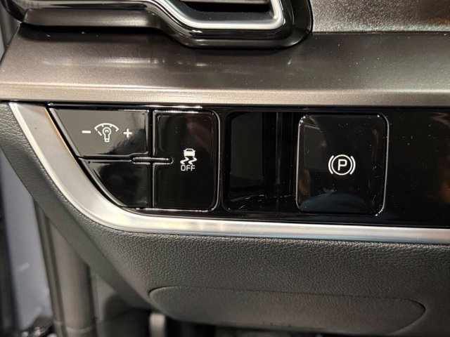 Used 2024 Kia Sportage EX FWD image 11