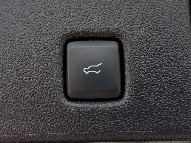 Certified 2025 Ford Escape ST-Line Select w/ Tech Pack #1 AWD/4WD image 29