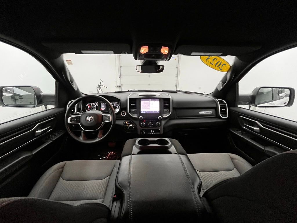 Used 2023 RAM 1500 Big Horn AWD/4WD image 3