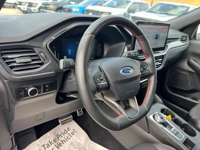 Certified 2023 Ford Escape ST-Line w/ Tech Pack #1 AWD/4WD image 7
