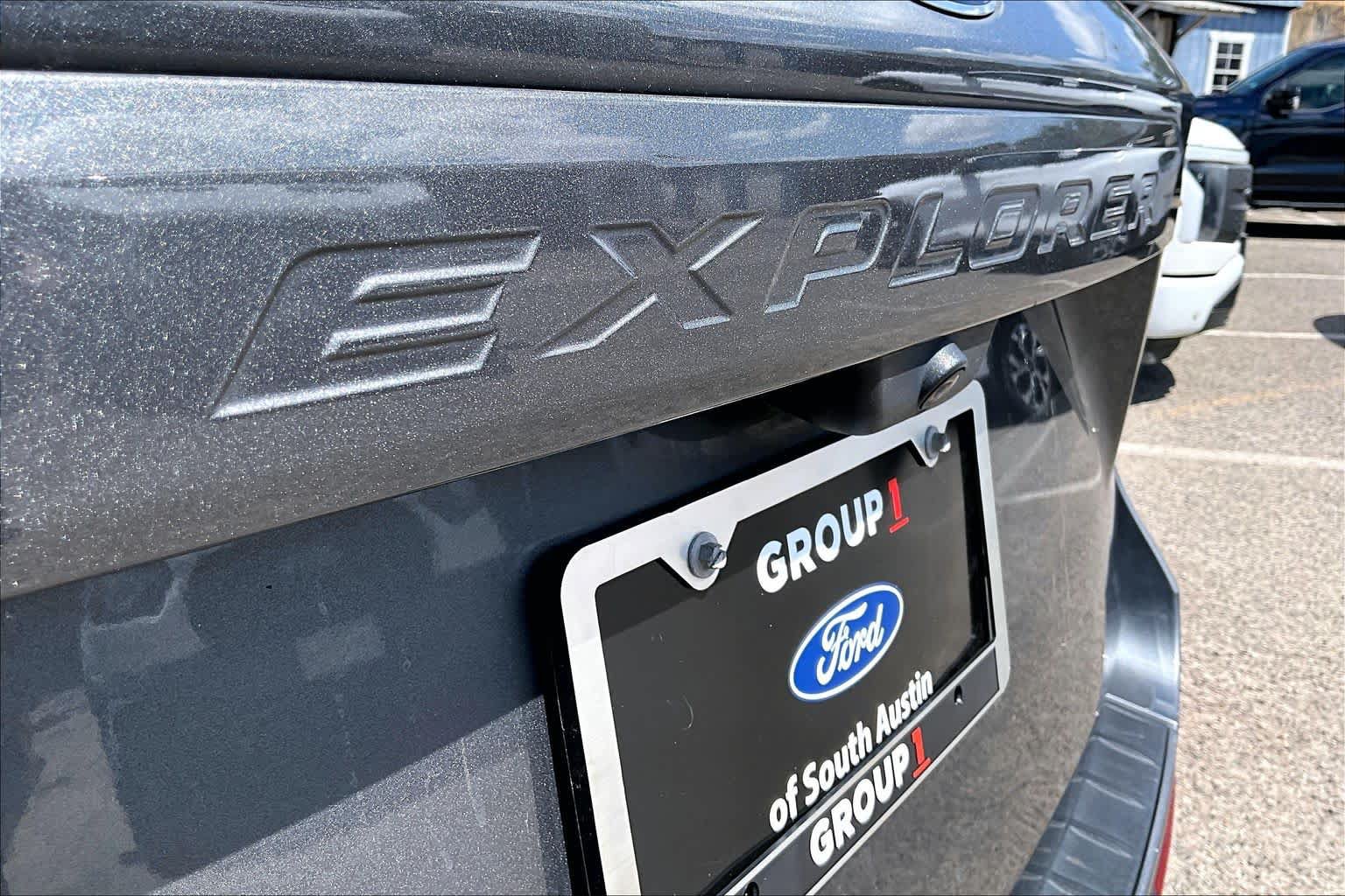 Certified 2023 Ford Explorer XLT w/ Equipment Group 202A RWD image 10
