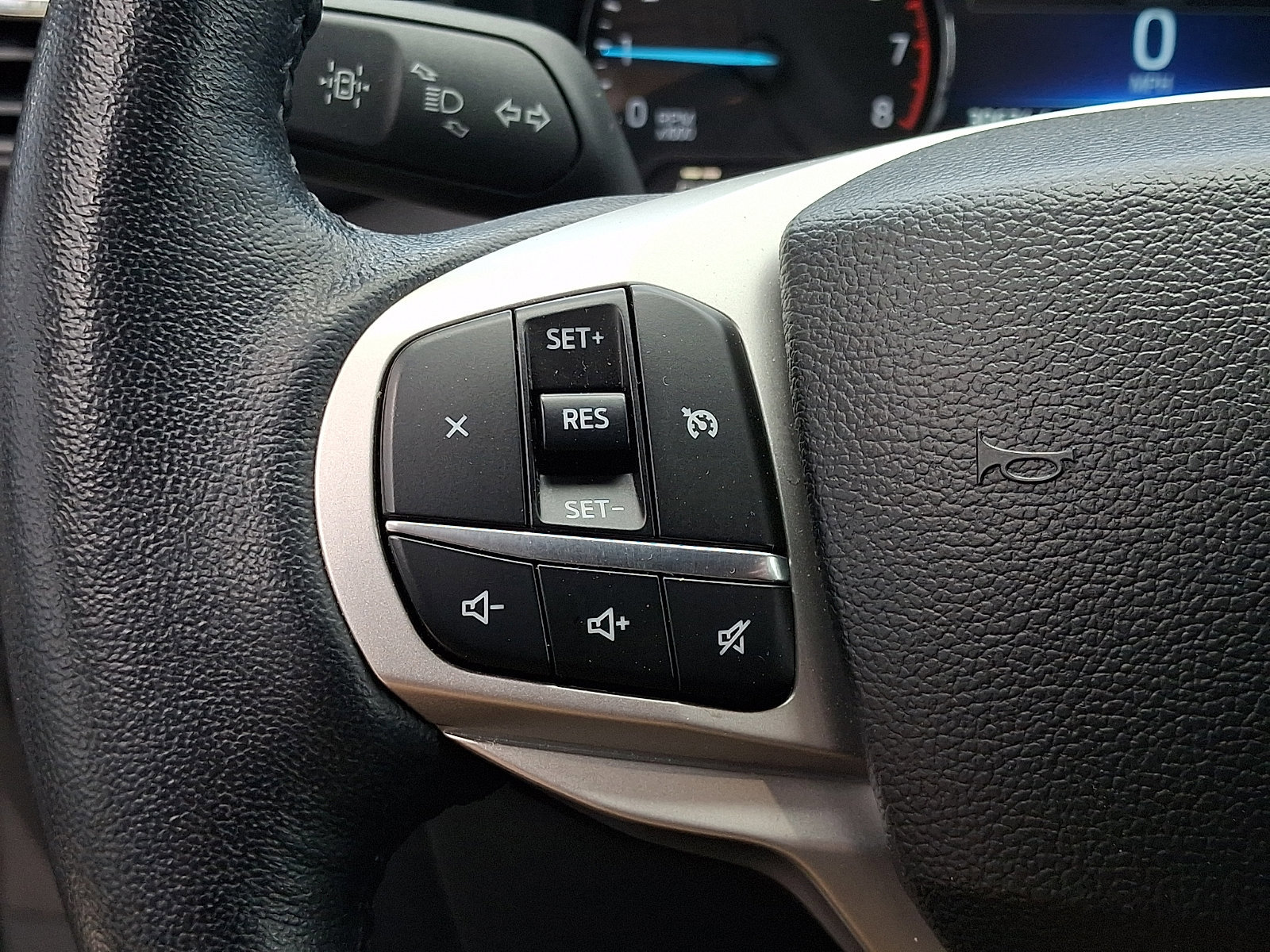 Certified 2023 Ford Explorer XLT image 25