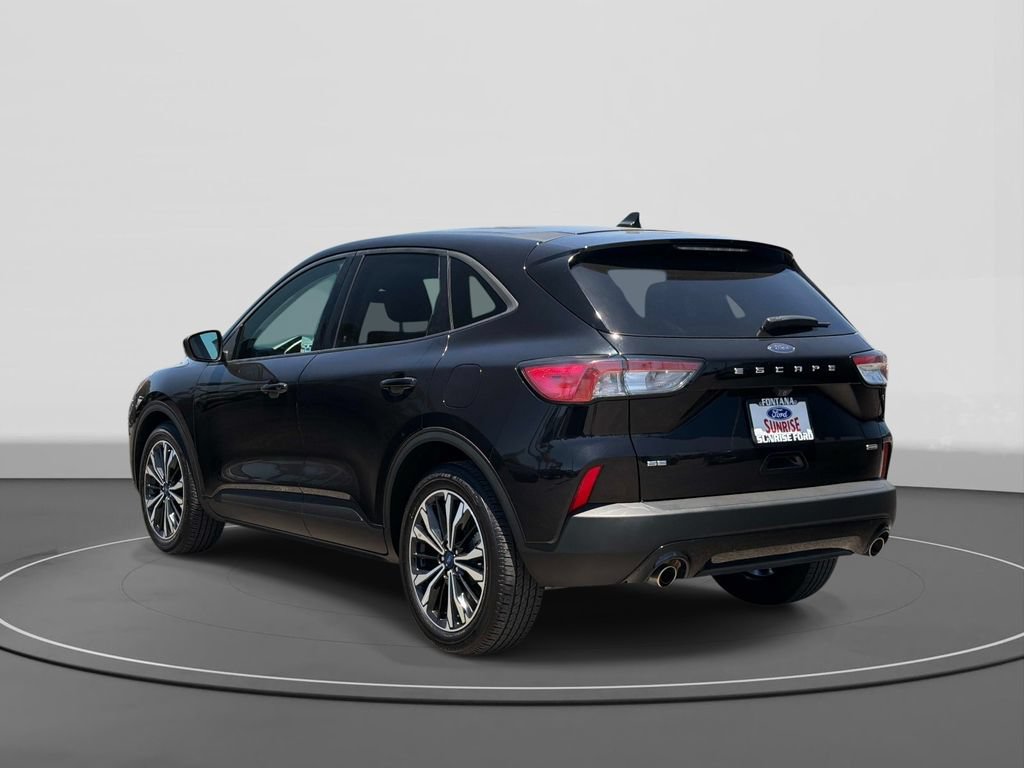 Certified 2021 Ford Escape SE w/ SE Sport Appearance Package FWD image 7