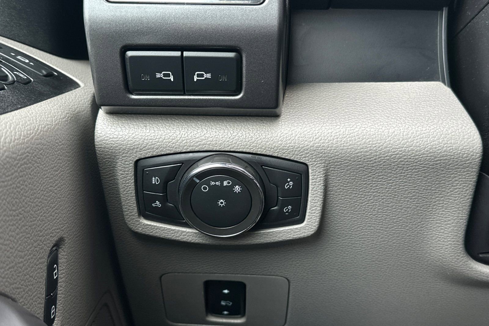 Certified 2020 Ford F250 XLT w/ XLT Value Package AWD/4WD image 26