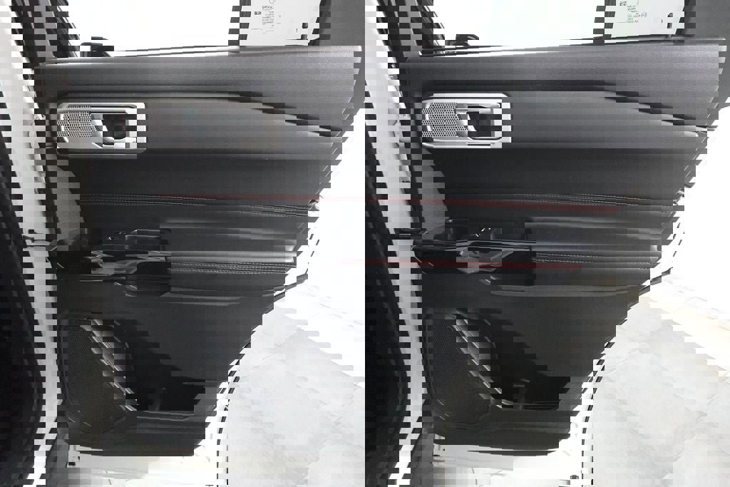 Certified 2022 Ford Explorer ST-Line image 30