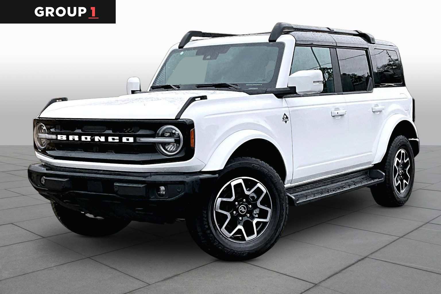 Certified 2025 Ford Bronco Outer Banks AWD/4WD image 1