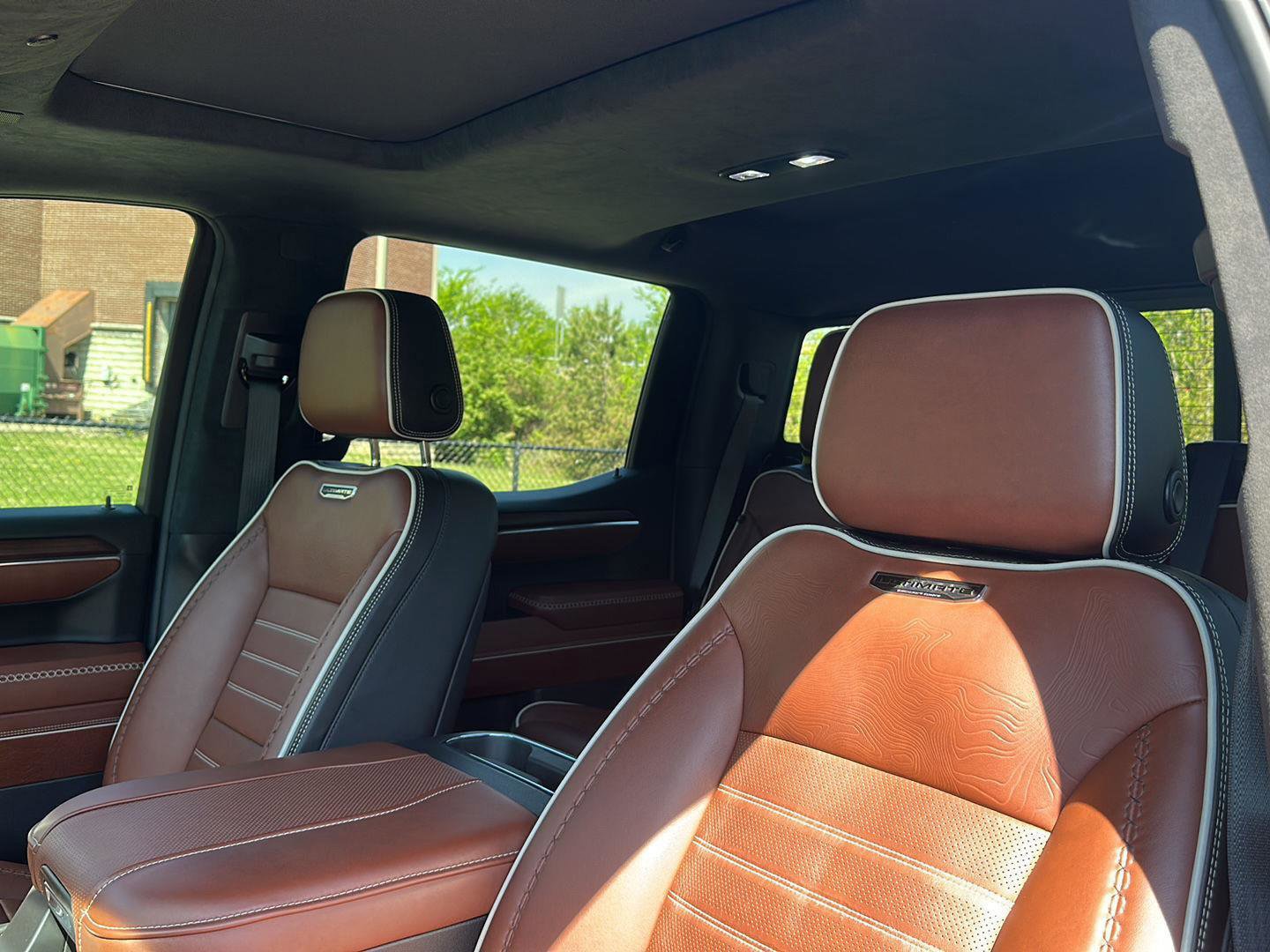 Used 2023 GMC Sierra 1500 Denali Ultimate image 15