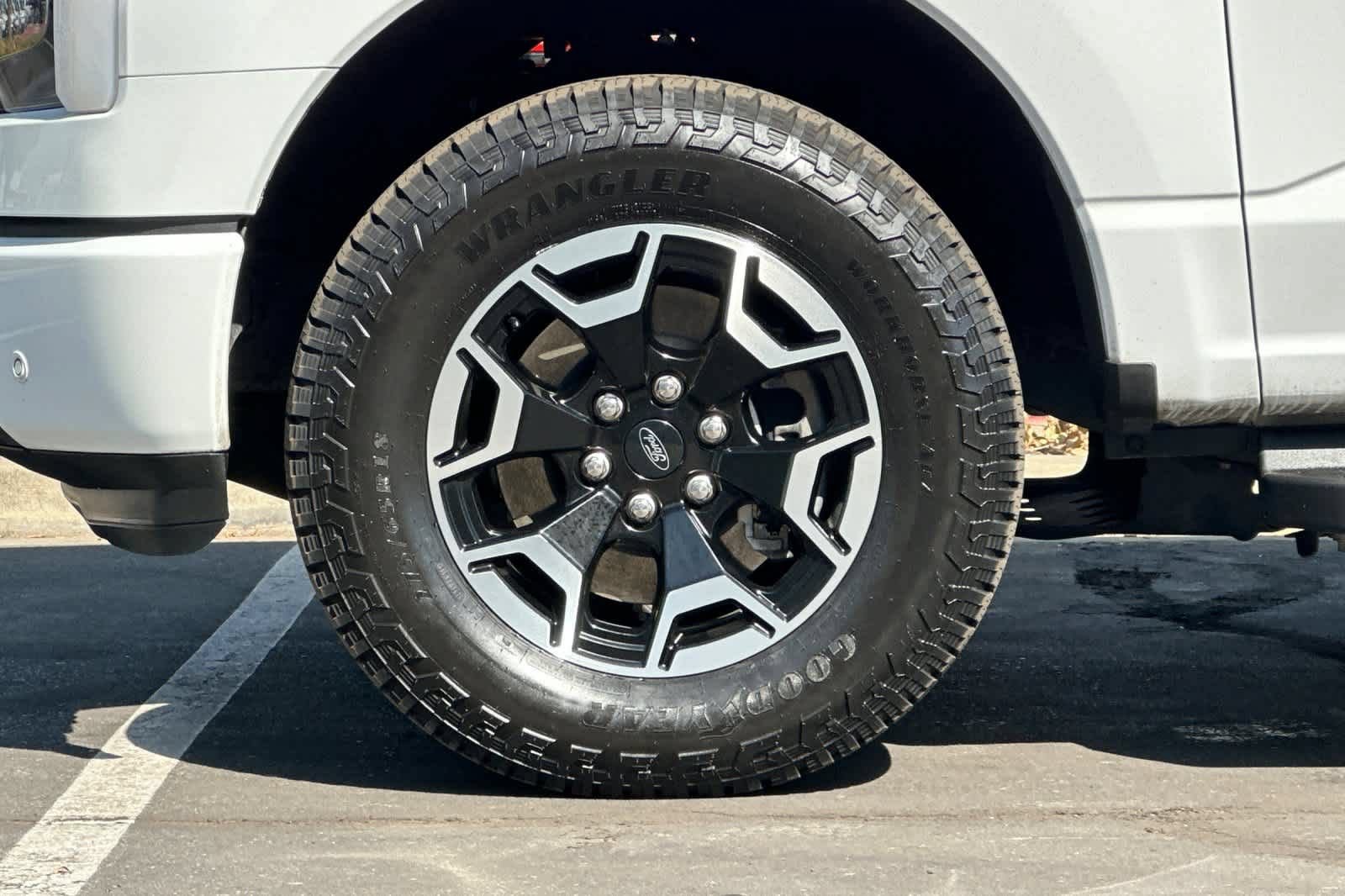 Certified 2023 Ford F150 Lightning XLT w/ Max Trailer Tow Package AWD/4WD image 27