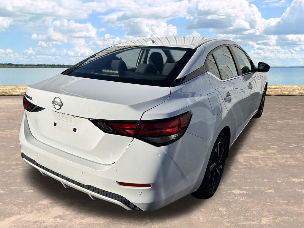 Used 2025 Nissan Sentra SV FWD image 9