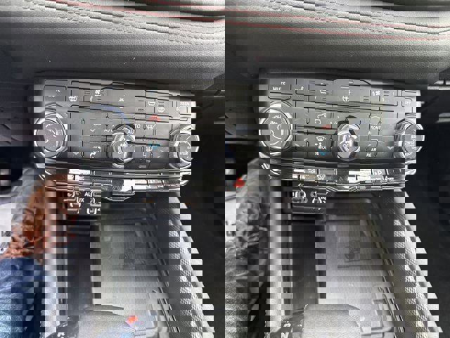 Used 2022 Dodge Durango R/T image 26