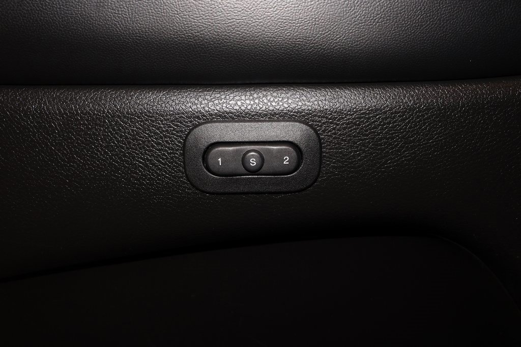 Used 2020 Jeep Grand Cherokee Limited image 16