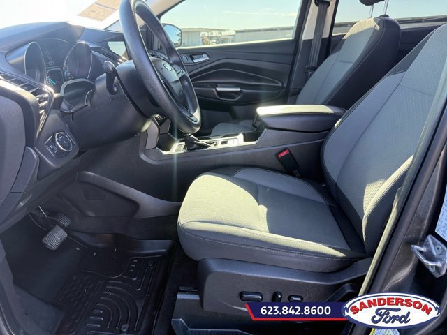 Certified 2020 Ford Escape SE image 17