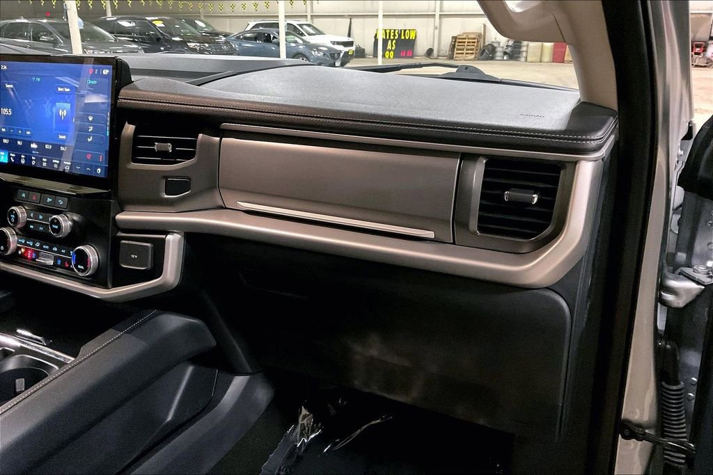 Certified 2024 Ford Expedition Max XLT image 15