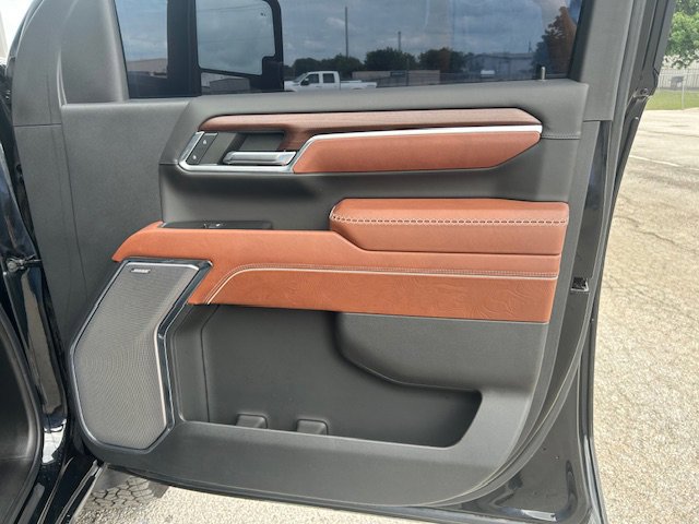 Used 2024 GMC Sierra 2500 Denali Ultimate AWD/4WD image 24