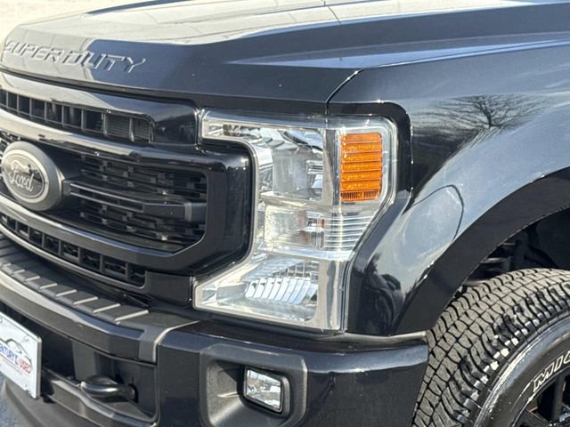Certified 2022 Ford F250 XLT w/ Black Appearance Package image 7