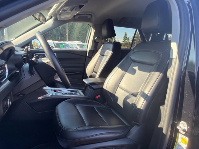 Certified 2023 Ford Explorer XLT w/ Equipment Group 202A AWD/4WD image 14