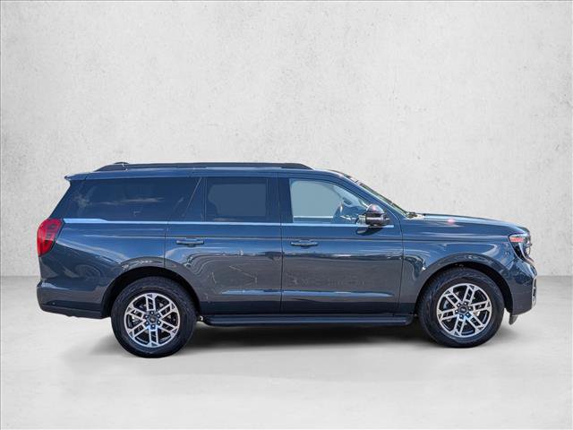 Certified 2025 Ford Expedition Active AWD/4WD video 4