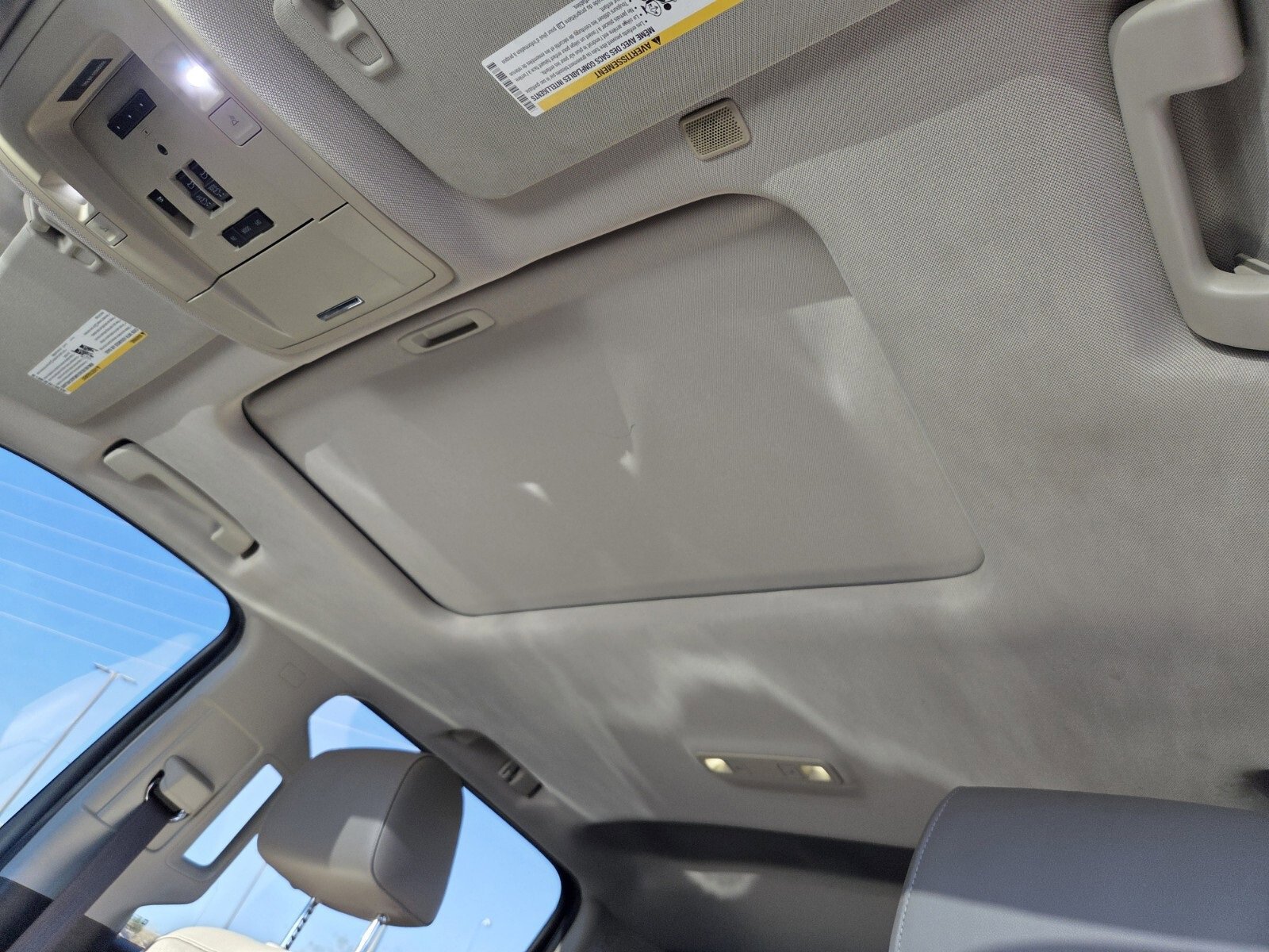 Used 2018 GMC Sierra 1500 SLT image 11