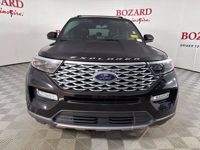 Certified 2020 Ford Explorer Platinum w/ Premium Technology Package AWD/4WD image 2
