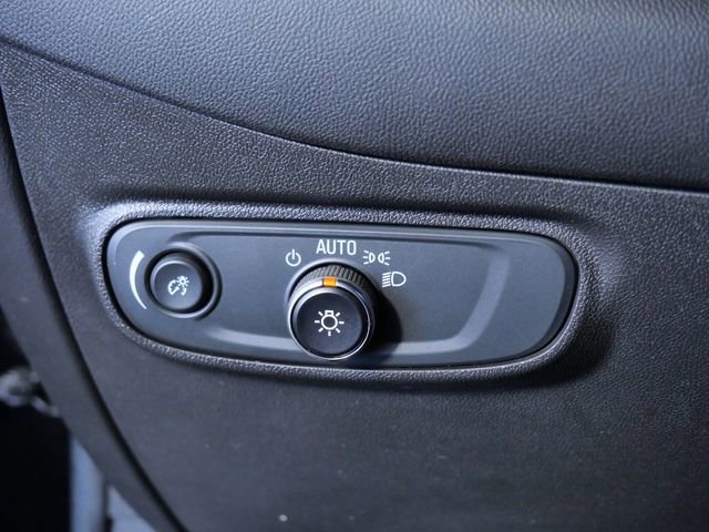 Used 2023 Chevrolet Equinox LT image 24