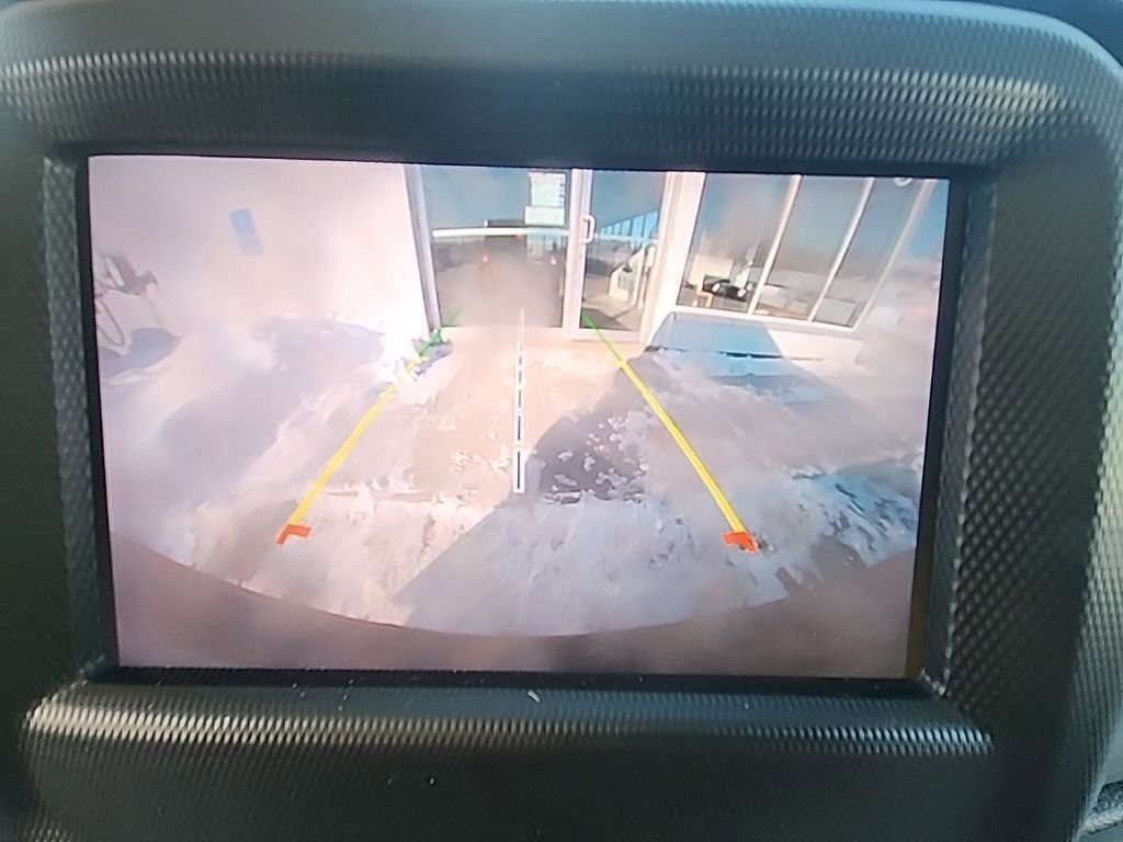 Used 2022 Jeep Wrangler Sport image 17