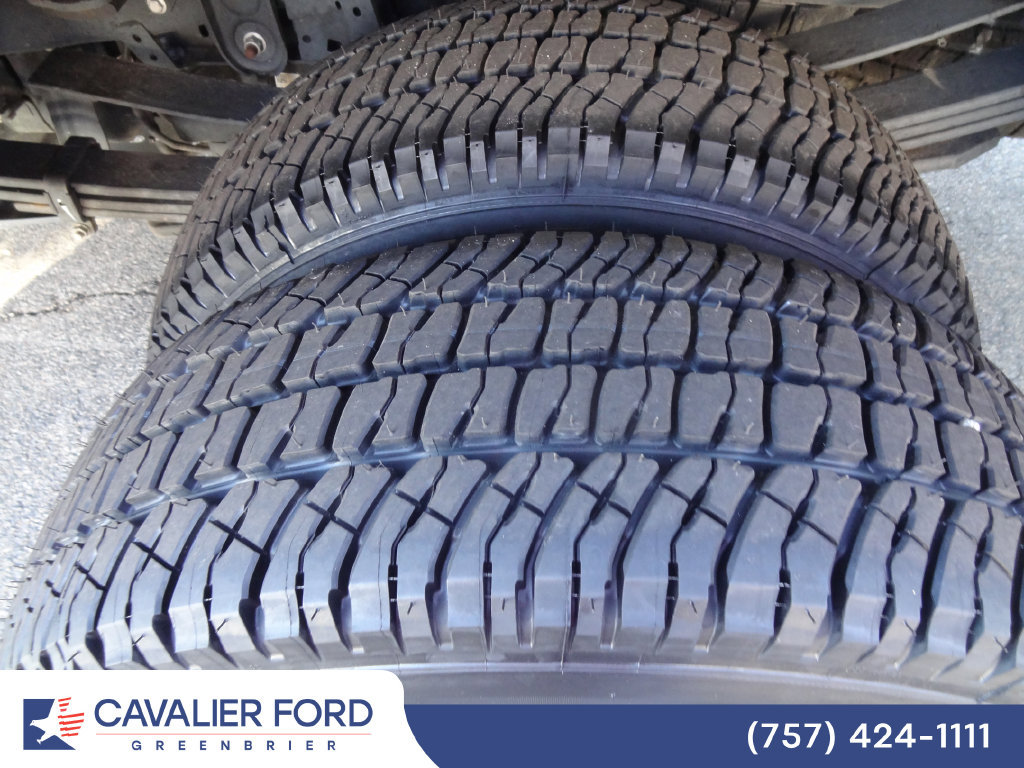 Certified 2025 Ford F350 Lariat w/ Lariat Ultimate Package AWD/4WD image 6