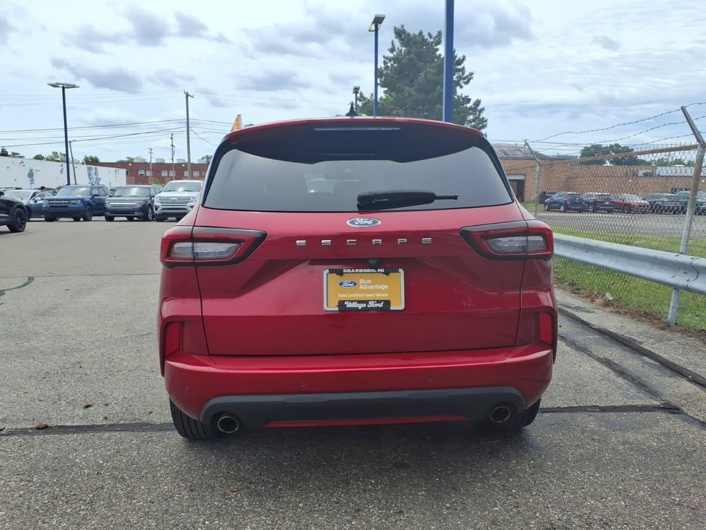Certified 2024 Ford Escape ST-Line w/ Tech Pack #1 FWD image 8