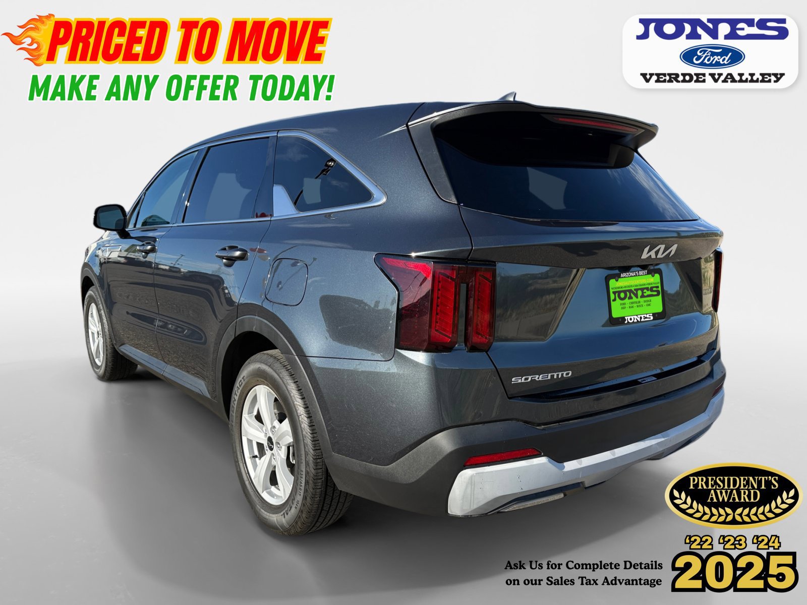 Used 2024 Kia Sorento LX FWD image 4