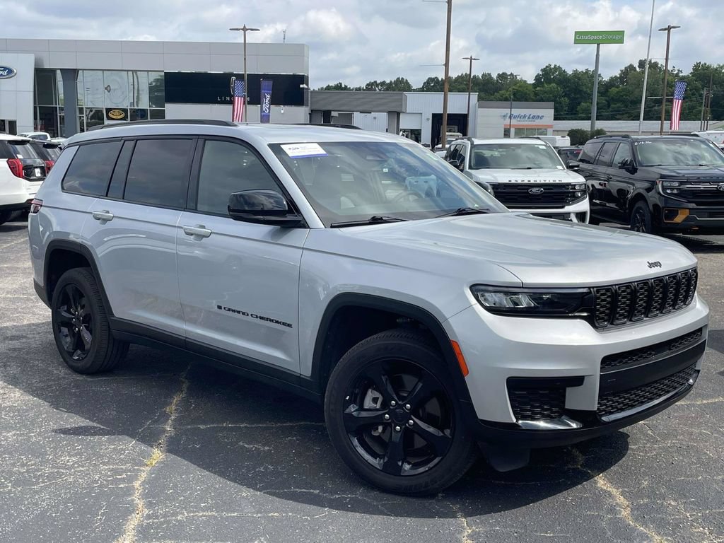 Used 2024 Jeep Grand Cherokee L Altitude