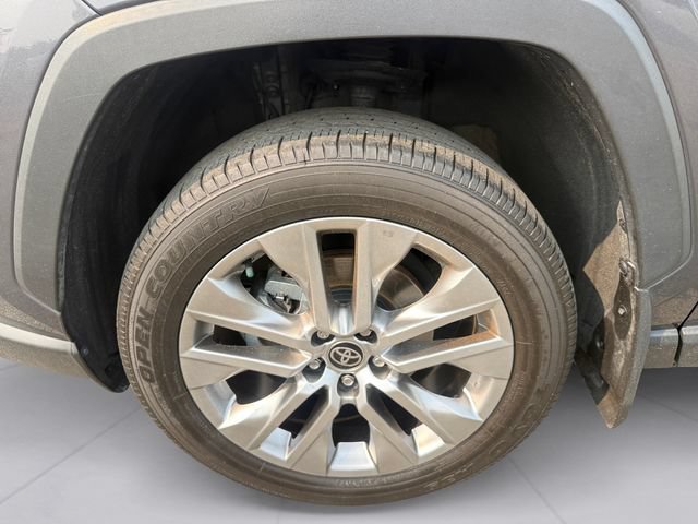 Used 2024 Toyota RAV4 XLE Premium w/ Weather Package AWD/4WD image 9