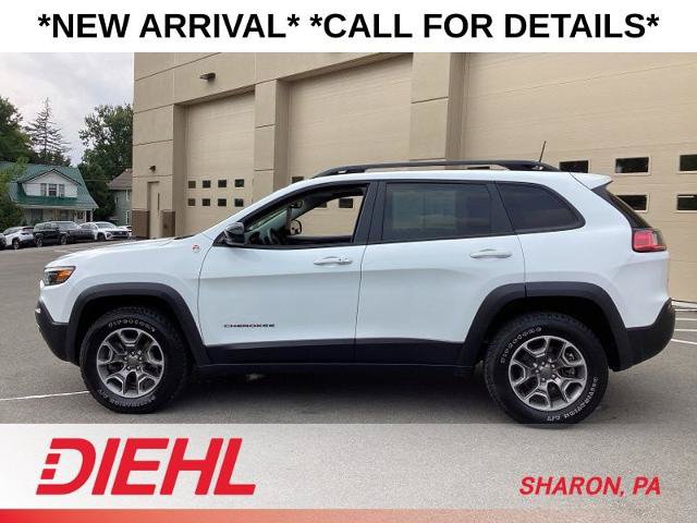 Used 2022 Jeep Cherokee Trailhawk w/ Sun, Sound & Nav Group AWD/4WD image 4
